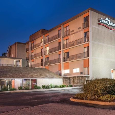 Howard Johnson By Wyndham Milford/New Haven Bagian luar foto